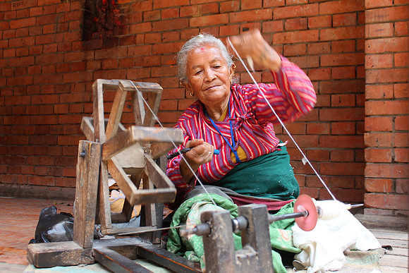 Yarn spinner Bhaktapur Nepal 6