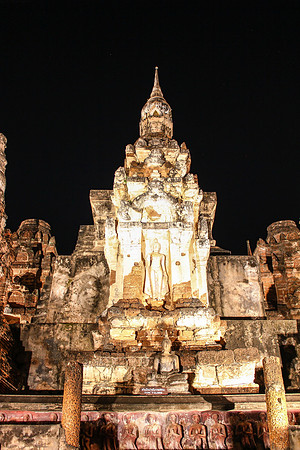 Sukhothai temples at night, Thailand 6