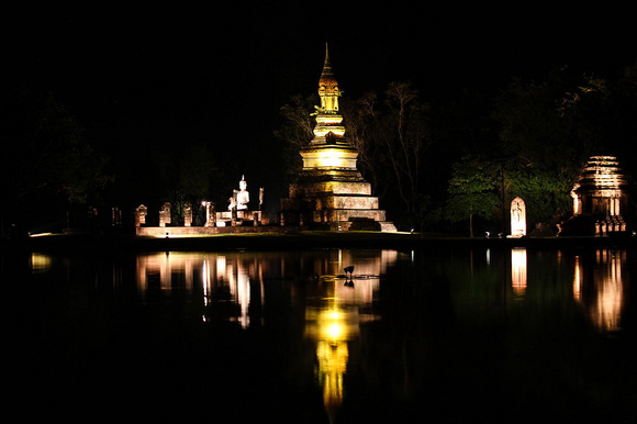 Sukhothai temples at night, Thailand 8