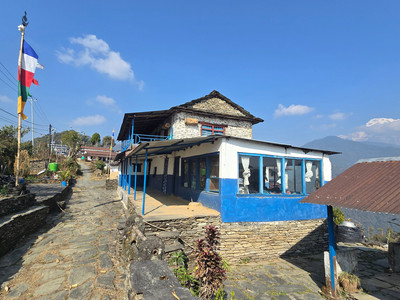 Teahouse in Dhampus village
