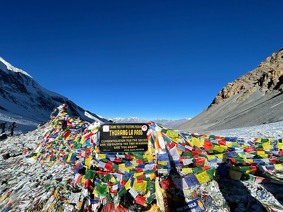 The original Thorong La Pass Sign