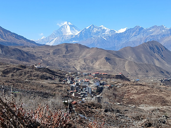 The view of coming down from Thorong La Pass