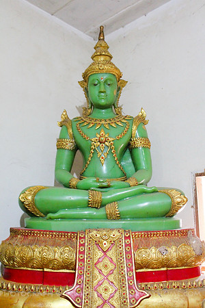 Luang Pho Petch, Sukothai, Thailand 18_resize