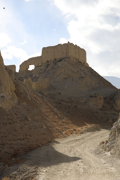 Queens Castle Upper Mustang 1