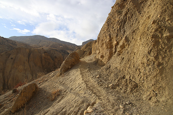 Tange to Chhuksang - Upper Mustang Trek 3