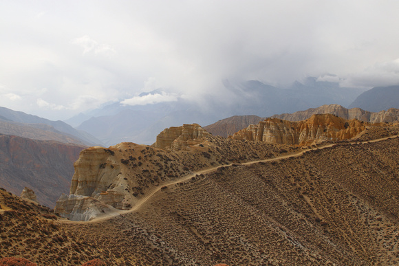 Tange to Chhuksang - Upper Mustang Trek 20