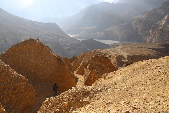 Tange to Chhuksang - Upper Mustang Trek 47
