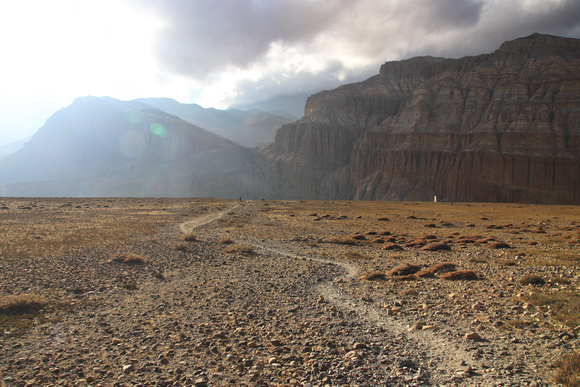Tange to Chhuksang - Upper Mustang Trek 48