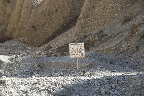 Tange to Chhuksang - Upper Mustang Trek 62
