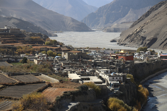 Tange to Chhuksang - Upper Mustang Trek 63