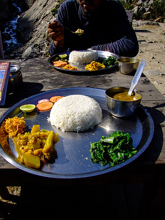 Trekking Dal Bhat 2