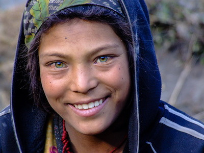 Green eyed Nepalese Girl_resize