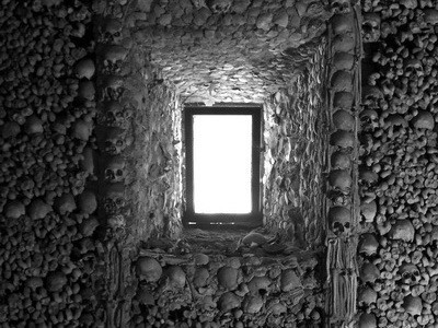 Chapel of Bones - Portugal_resize
