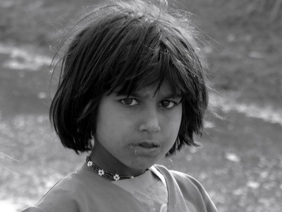 Afghan Girl - Pakistan Refugee Camp_resize