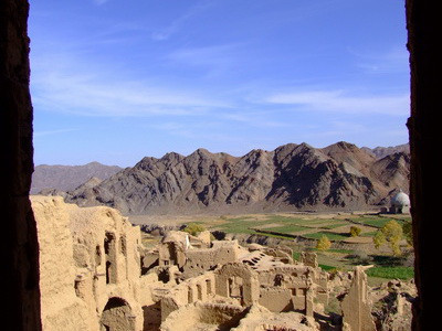 Mud City Window - Iran_resize