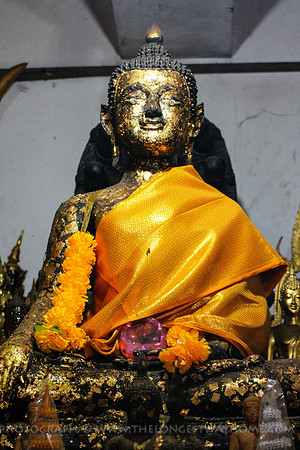 Buddha with Diamond Eyes, Luang Pho Petch, Sukothai, Thailand 7_resize
