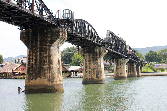 Bridge over river Kwai, Kananchanaburi, Thailand 59