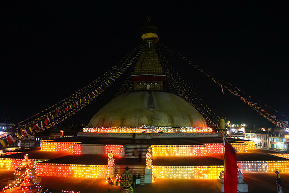 Boudhanath Stupa, Kathmandu, Nepal 19-18