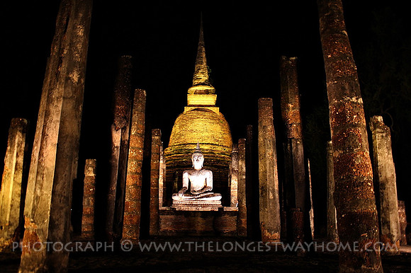 Wat Sa Si, Sukhothai temples at night, Thailand 103-2_resize